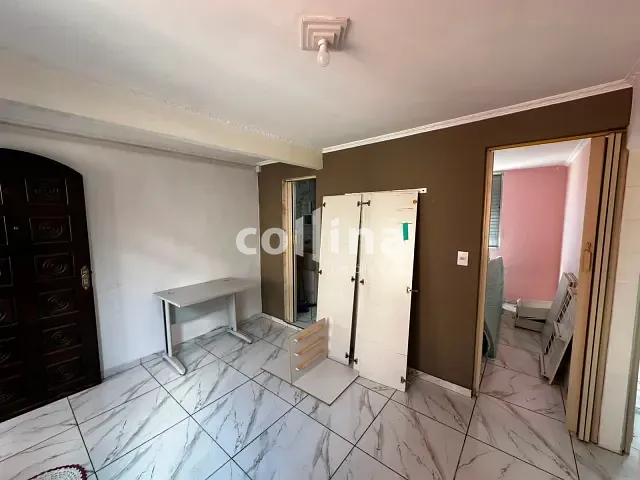 Apartamento 2 quartos e 1 banheiro, para alugar, no bairro Conjunto Habitacional Presidente Castelo Branco em Carapicuíba