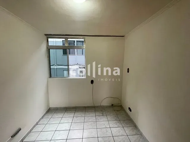 Apartamento 2 quartos e 1 banheiro, para alugar, no bairro Cohab II em Carapicuíba