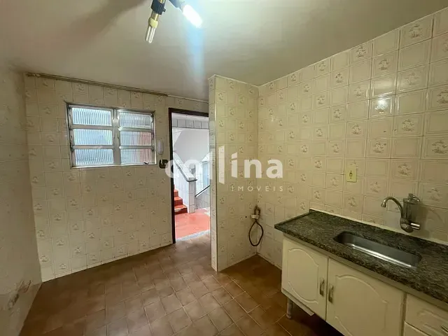 Apartamento 2 quartos e 1 banheiro, para alugar, no bairro Cohab II em Carapicuíba