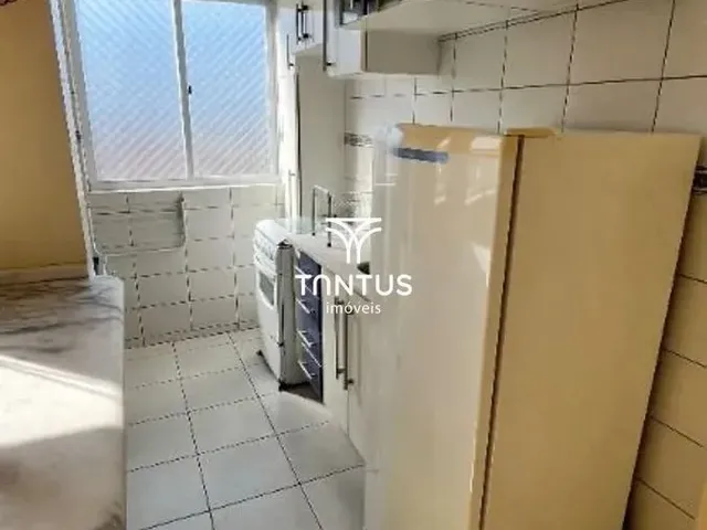 Apartamento 2 quartos e 1 banheiro, para alugar, no bairro Juvevê em Curitiba