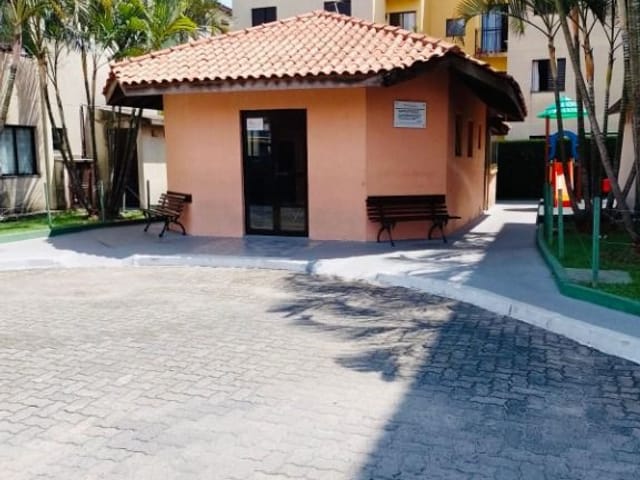 Apartamento com 54m² 2 quartos e 1 banheiro, à venda, no bairro Jardim Marilu em Carapicuíba