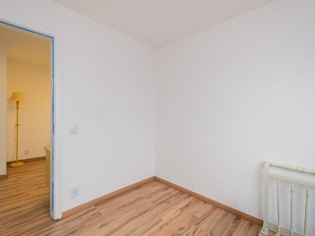 Apartamento com 58m² 2 quartos e 1 banheiro, para alugar, no bairro Centro em Pelotas