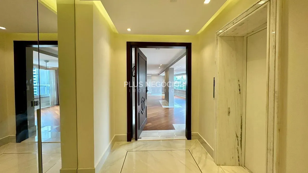 Apartamento, 3 quartos, 342 m² - Foto 2