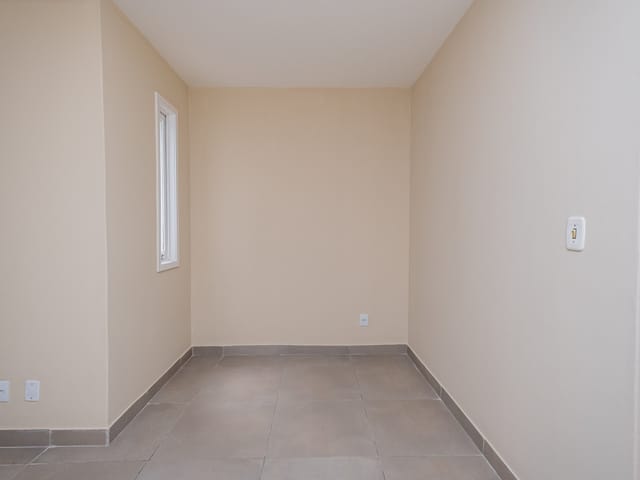 Apartamento com 81m² 2 quartos e 1 banheiro, para alugar, no bairro Centro em Pelotas