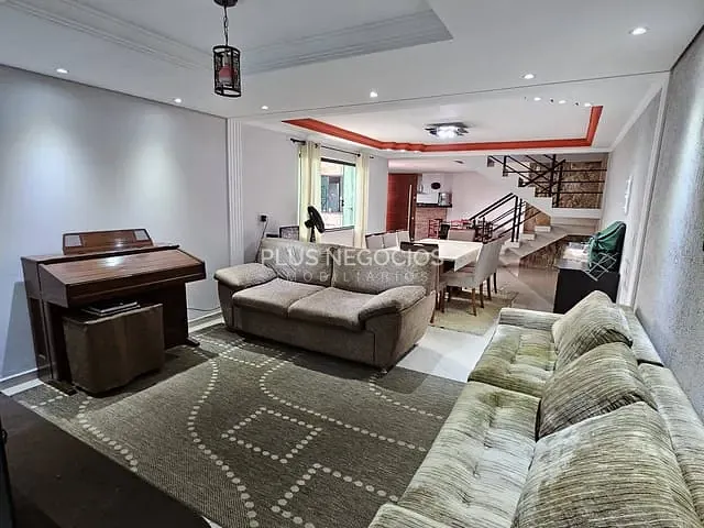 Casa 3 quartos e 2 banheiros, à venda, no bairro Vossoroca em Votorantim