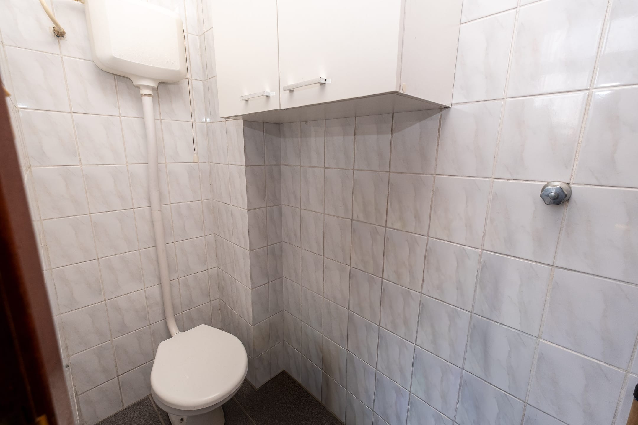 Apartamento à venda no centro de Pelotas - 60 m², 2 quartos, cozinha planejada, 2 varandas e piso laminado. - 6