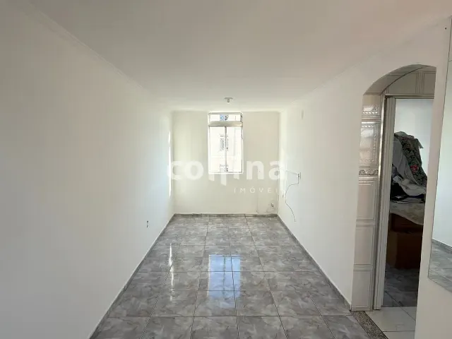 Apartamento 2 quartos e 1 banheiro, à venda, no bairro Cohab V em Carapicuíba