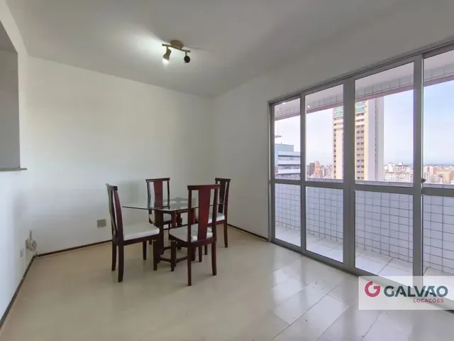 Apartamento 1 quarto e 1 banheiro, para alugar, no bairro Centro em Curitiba