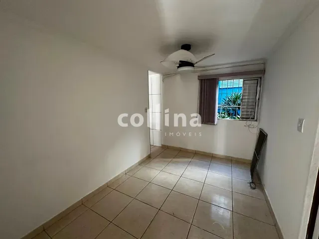 Apartamento 2 quartos e 1 banheiro, para alugar, no bairro Conjunto Habitacional Presidente Castelo Branco em Carapicuíba