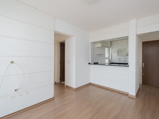 Apartamento 2 quartos e 1 banheiro, para alugar, no bairro Areal em Pelotas