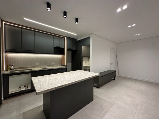 Apartamento com 182m² 3 quartos e 2 banheiros, para alugar, no bairro Guanabara em Londrina