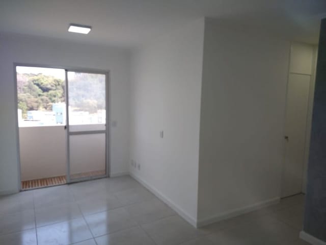 Apartamento com 55m² 3 quartos e 1 banheiro, à venda, no bairro Conjunto Promorar Raposo Tavares em São Paulo