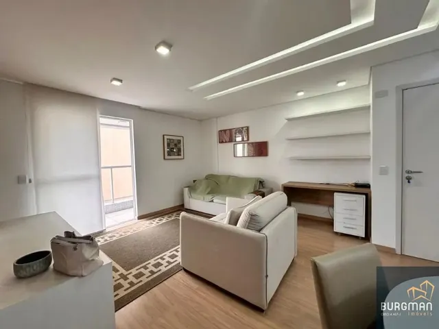 Apartamento 2 quartos e 2 banheiros, à venda, no bairro Alto da Rua XV em Curitiba