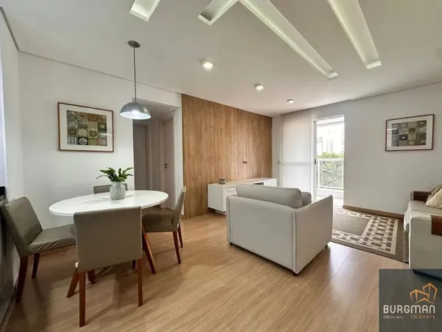 Apartamento 2 quartos e 2 banheiros, à venda, no bairro Alto da Rua XV em Curitiba
