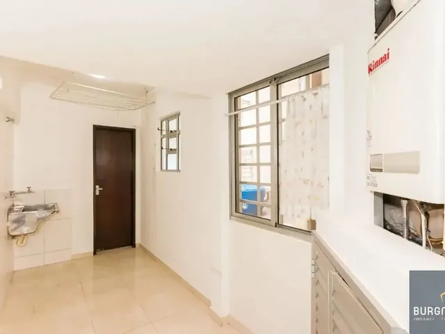 Apartamento 3 quartos e 2 banheiros, à venda, no bairro Centro Cívico em Curitiba