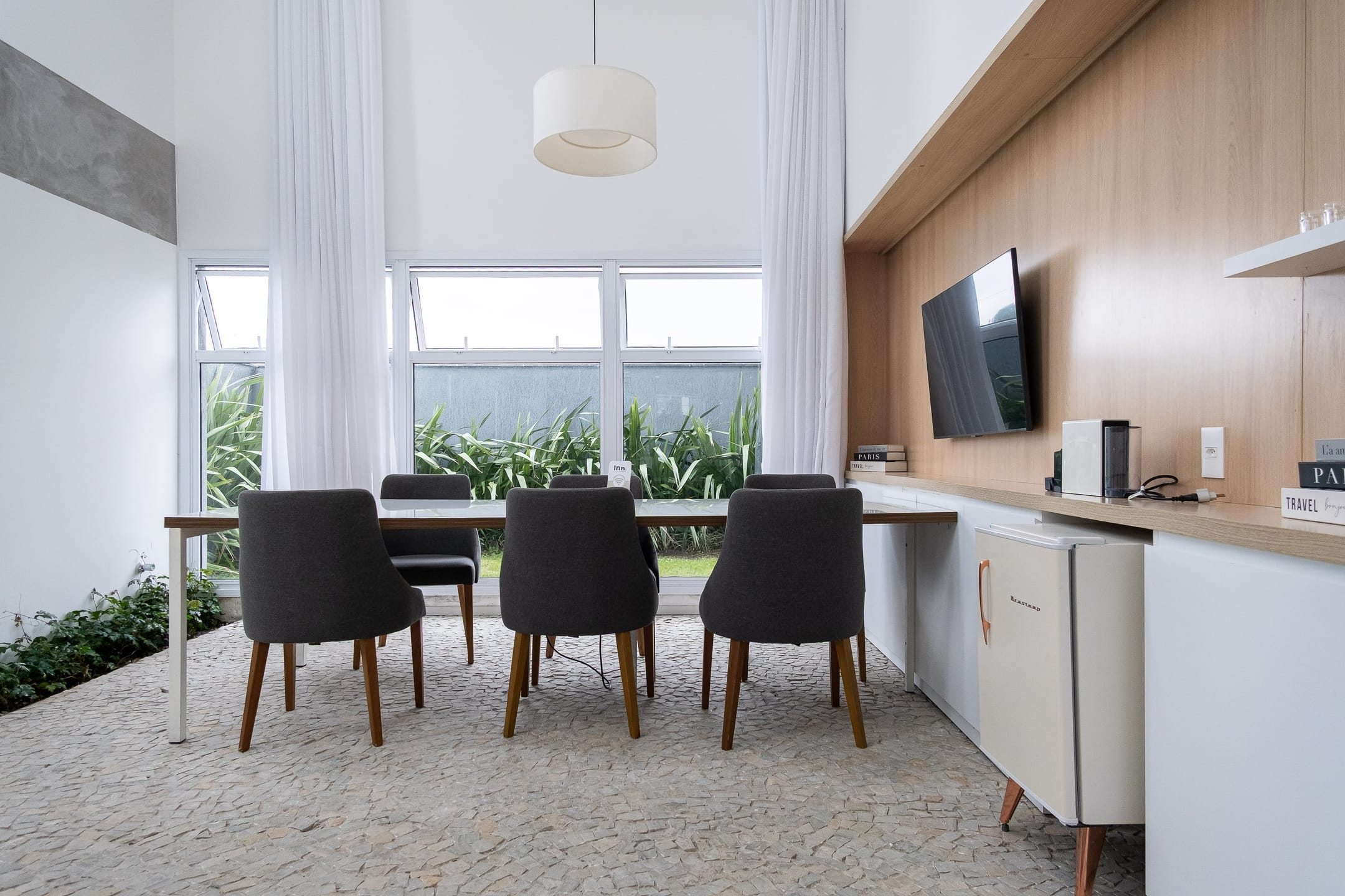 Apartamento à venda no Inn, Parque Una - 41 m², 1 quarto, móveis planejados, sacada, face leste e vaga. - 17