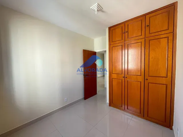 Apartamento 2 quartos e 1 banheiro, para alugar, no bairro Jardim Aquarius em São José dos Campos