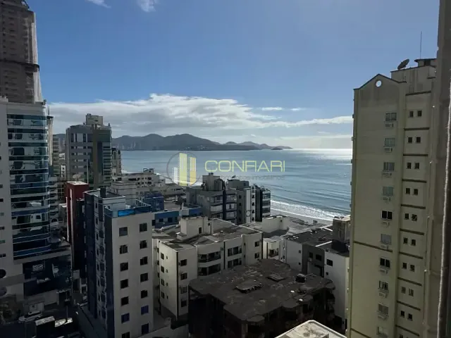 Apartamento com 215m² 5 quartos e 6 banheiros, à venda, no bairro Meia Praia em Itapema