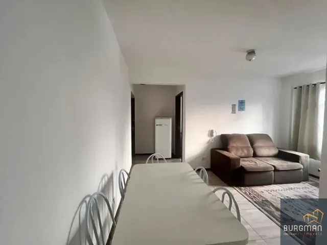 Apartamento 1 quarto e 1 banheiro, para alugar, no bairro Centro em Curitiba