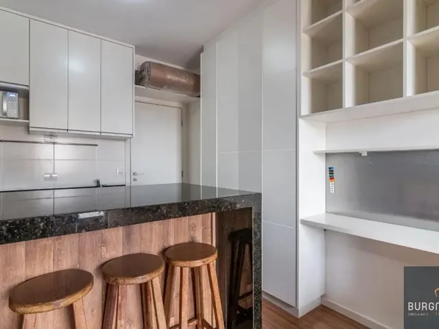 Apartamento 1 quarto e 1 banheiro, à venda, no bairro Portão em Curitiba