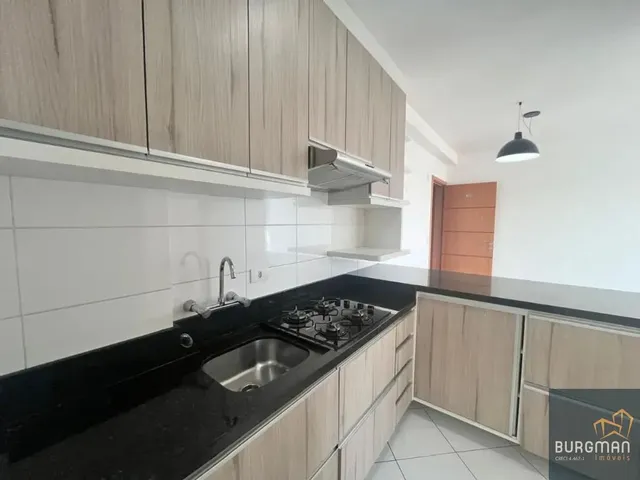 Apartamento 3 quartos e 2 banheiros, para alugar, no bairro Boa Vista em Curitiba