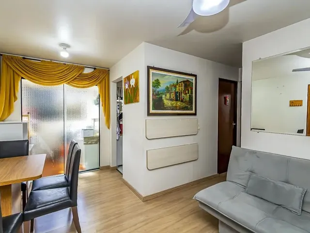Apartamento 2 quartos e 1 banheiro, à venda, no bairro Campo Comprido em Curitiba