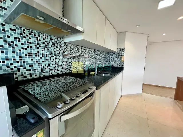 Apartamento 2 quartos e 2 banheiros, à venda, no bairro Jardim das Indústrias em São José dos Campos
