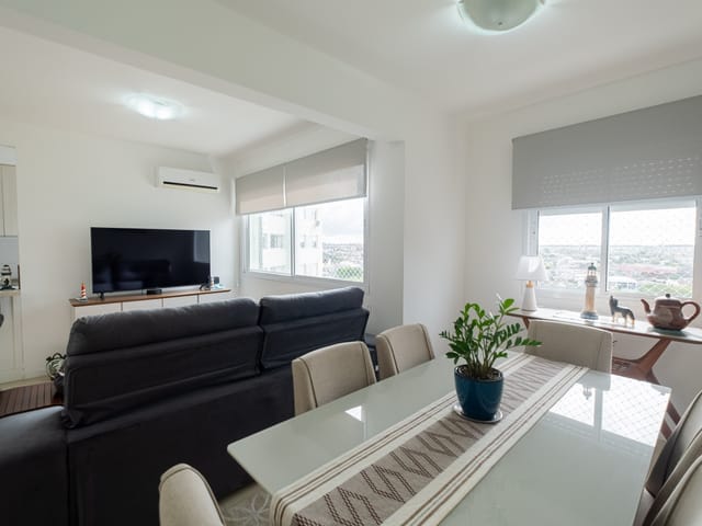 Apartamento 2 quartos e 2 banheiros, à venda, no bairro Areal em Pelotas