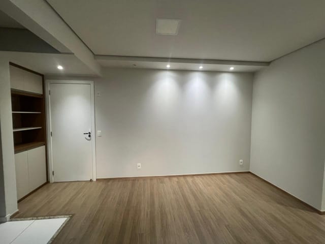 Apartamento 3 quartos e 2 banheiros, à venda, no bairro Gleba Palhano em Londrina