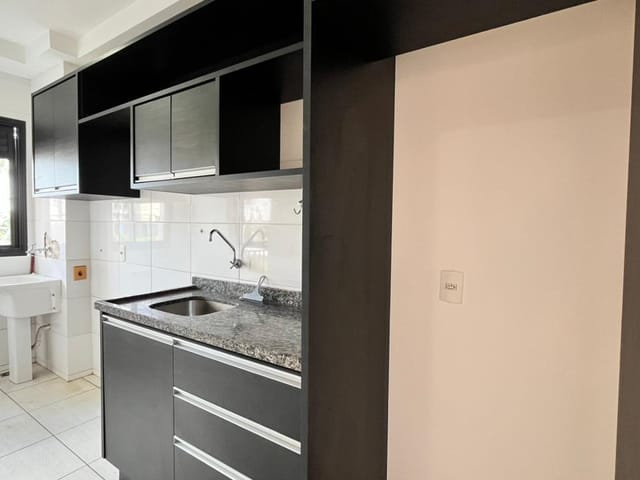 Apartamento com 109m² 3 quartos e 2 banheiros, para alugar, no bairro Terra Bonita em Londrina