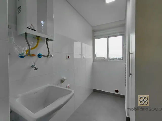 Apartamento 2 quartos e 1 banheiro, para alugar, no bairro Boa Vista em Curitiba