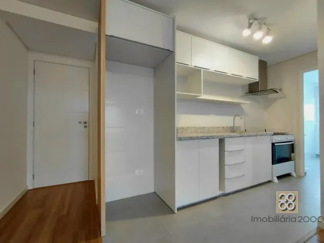 Apartamento 2 quartos e 1 banheiro, para alugar, no bairro Boa Vista em Curitiba