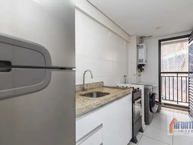 Apartamento 1 quarto e 1 banheiro, à venda, no bairro Vila Izabel em Curitiba