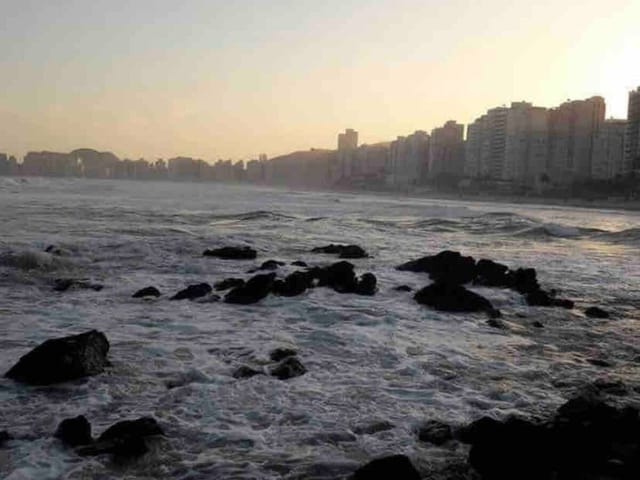 Foto do Apartamento - Apartamento para Venda, Pitangueiras, Guarujá, 85m² com 2 dorm, 1 vaga, equipado e mobiliado a 50 metros da praia. Cantinho para Chamar de Meu! | Lares e Andares Imóveis