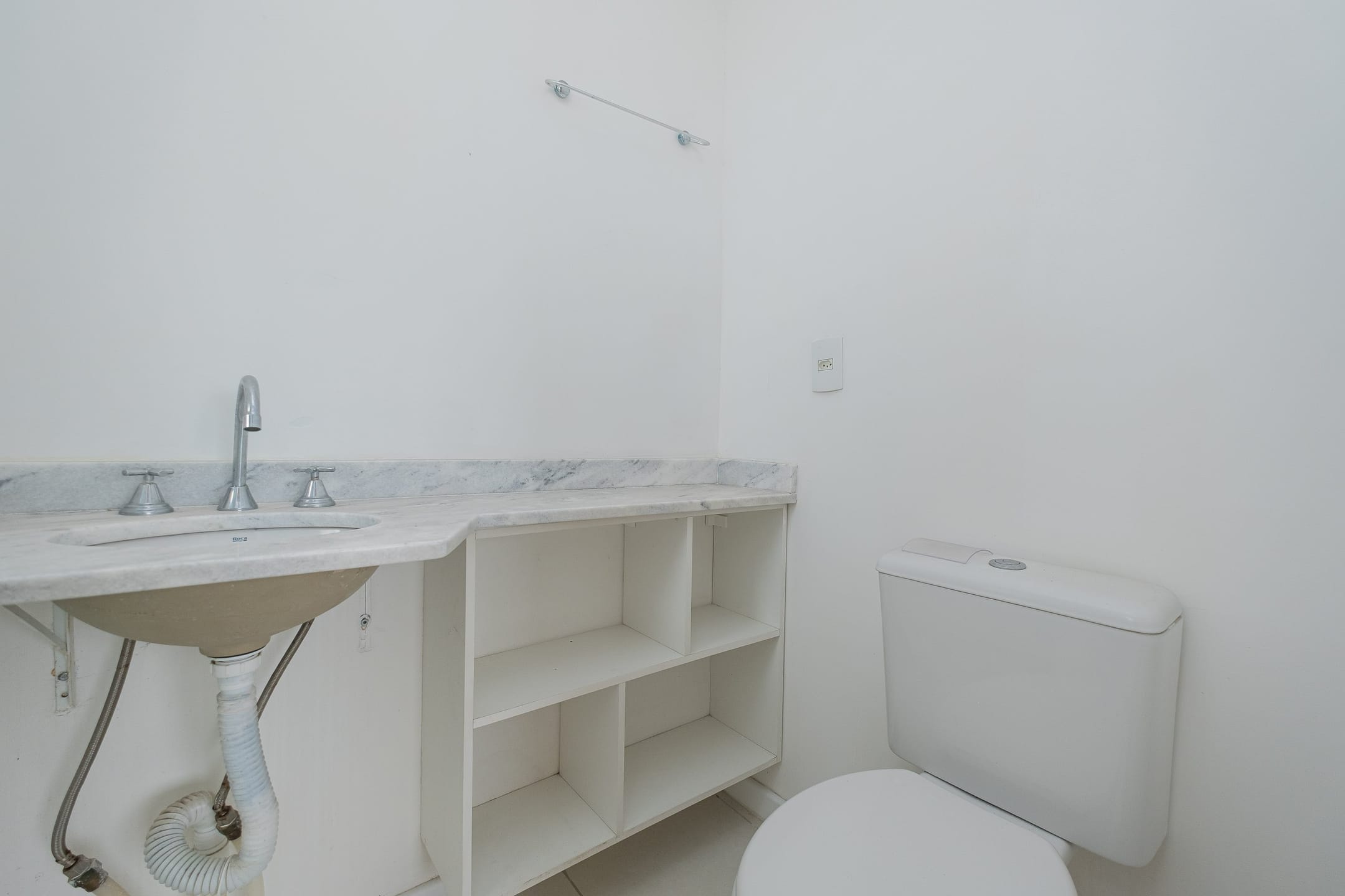Apartamento à venda no JK Parque Clube, Areal - 74 m², 3 quartos (sendo 1 suíte), cozinha planejada e face leste. - 12