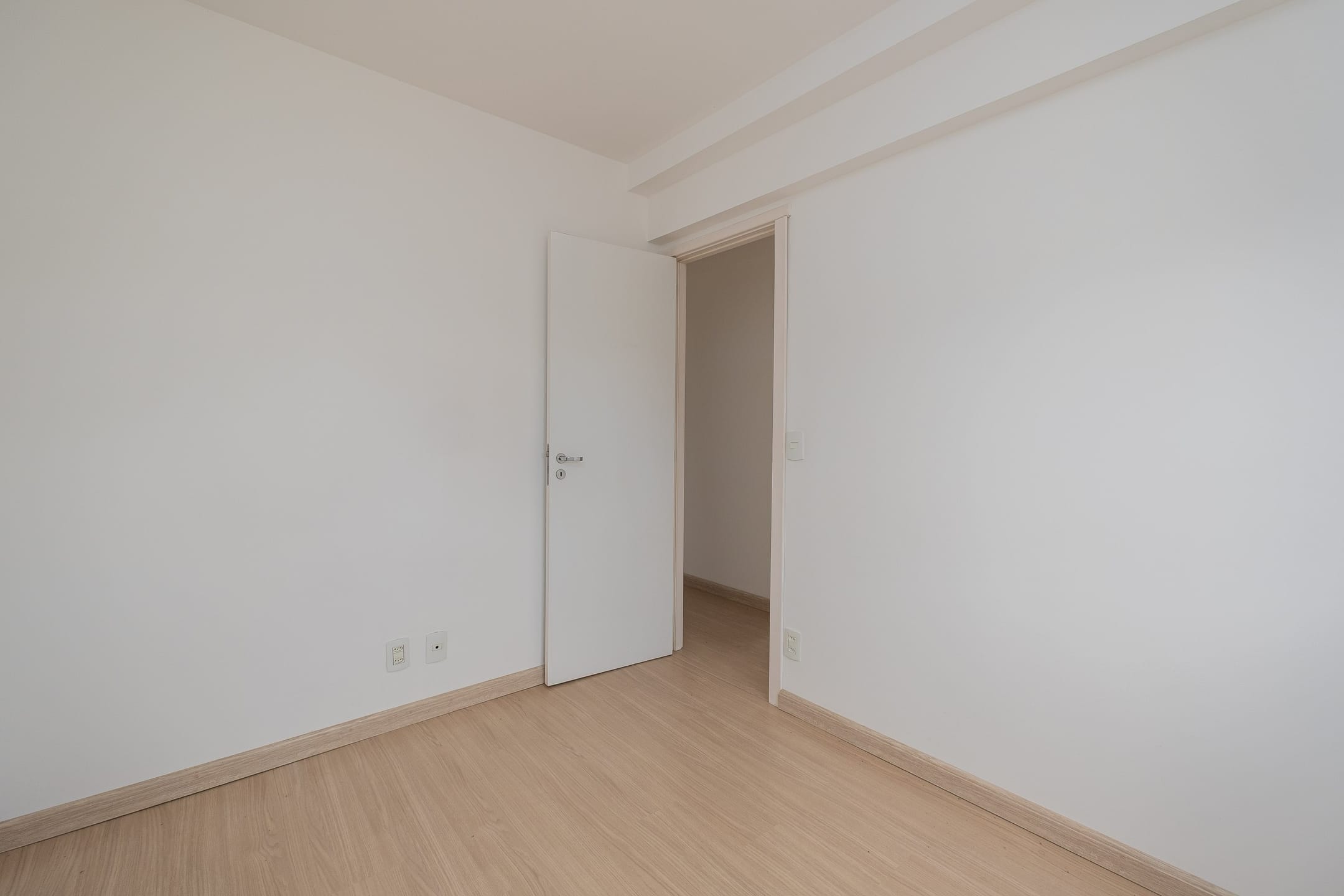 Apartamento à venda no JK Parque Clube, Areal - 74 m², 3 quartos (sendo 1 suíte), cozinha planejada e face leste. - 7