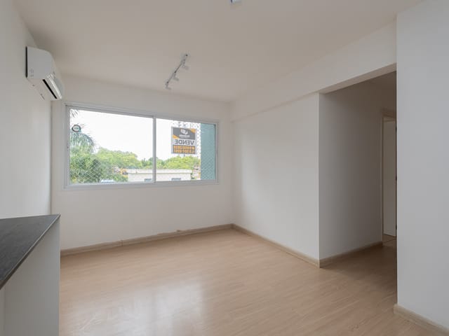 Apartamento 3 quartos e 2 banheiros, à venda, no bairro Areal em Pelotas