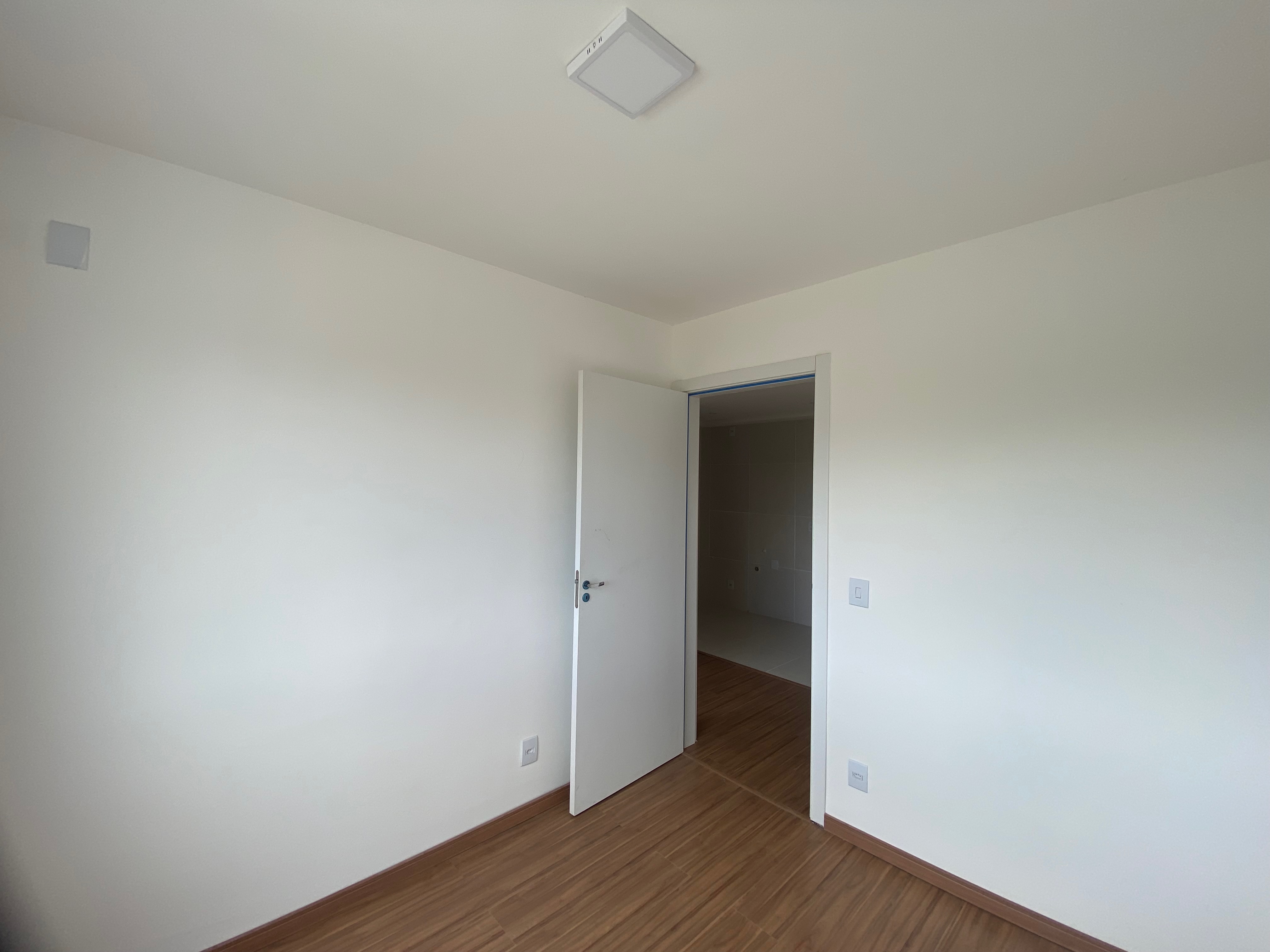 Apartamento à venda no Connect JK, Centro - 50 m², 2 quartos (sendo 1 suíte), piso laminado e sacada com churrasqueira. - 8