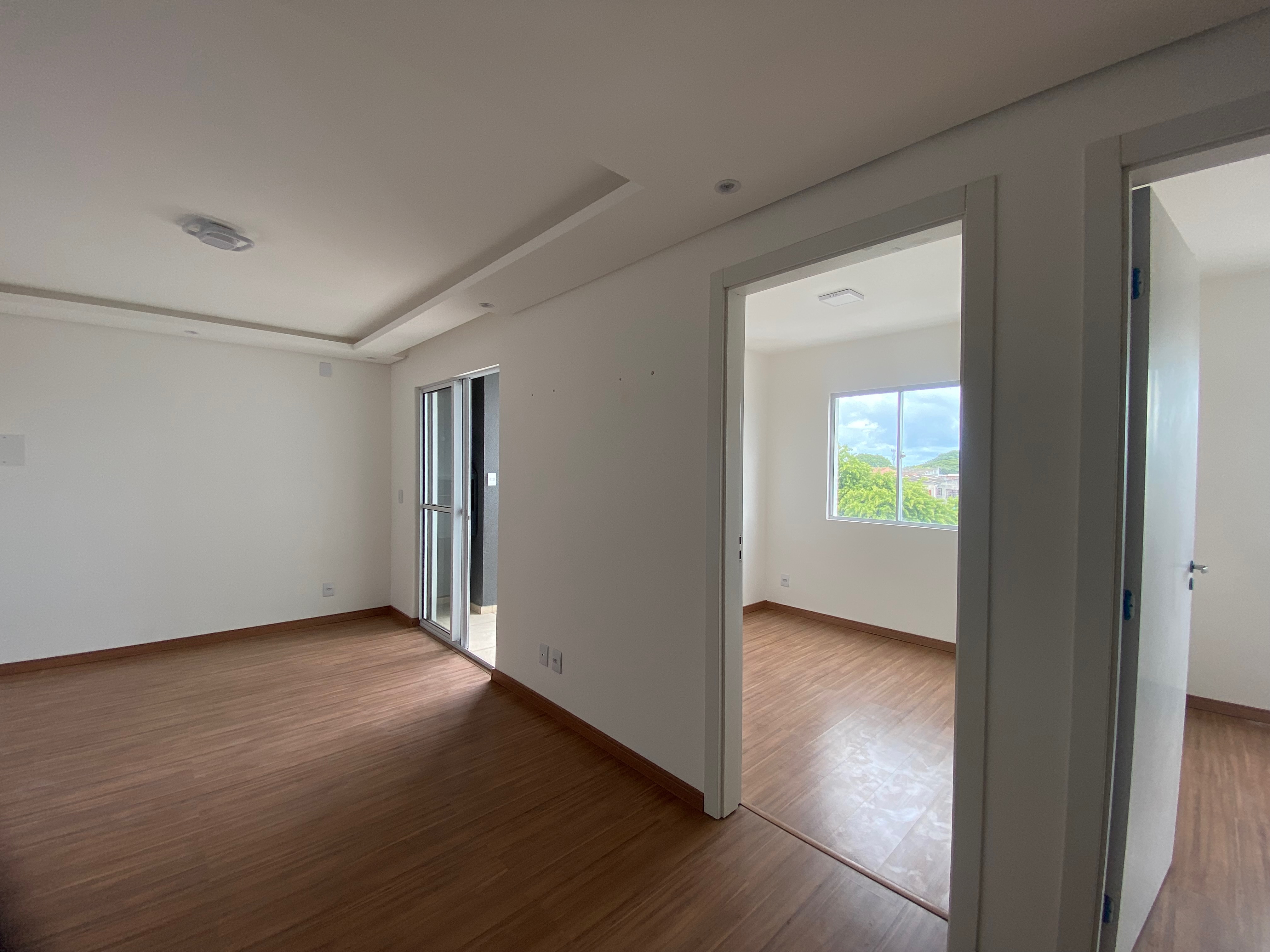 Apartamento à venda no Connect JK, Centro - 50 m², 2 quartos (sendo 1 suíte), piso laminado e sacada com churrasqueira. - 7