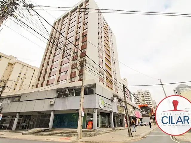 Apartamento 3 quartos e 1 banheiro, para alugar, no bairro Água Verde em Curitiba