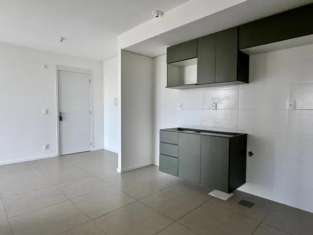 Apartamento com 94m² 2 quartos e 1 banheiro, à venda, no bairro Centro em Pelotas