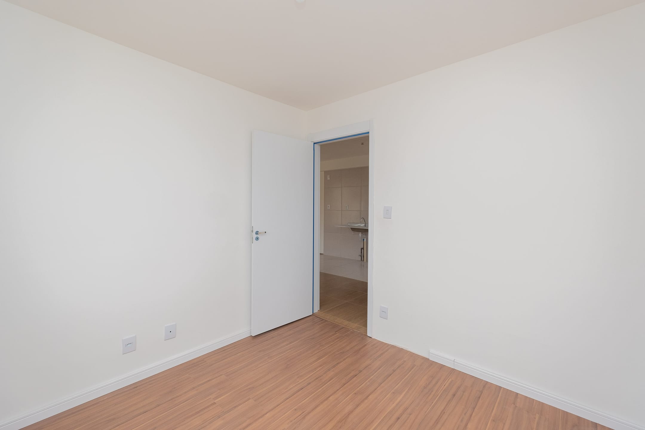 Apartamento de 2 dormitórios para aluguel no bairro Três Vendas em Pelotas RS com ambientes funcionais, boa localização e fácil acesso a serviços - 9