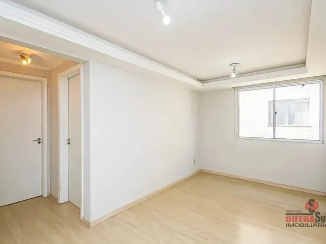 Apartamento 2 quartos e 2 banheiros, à venda, no bairro Novo Mundo em Curitiba