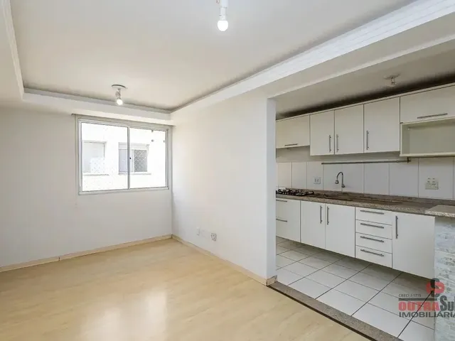Apartamento 2 quartos e 2 banheiros, à venda, no bairro Novo Mundo em Curitiba