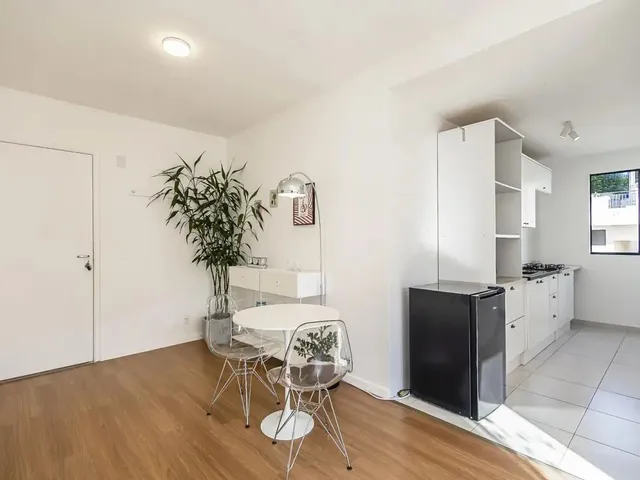 Apartamento 2 quartos e 1 banheiro, à venda, no bairro Lamenha Pequena em Almirante Tamandaré