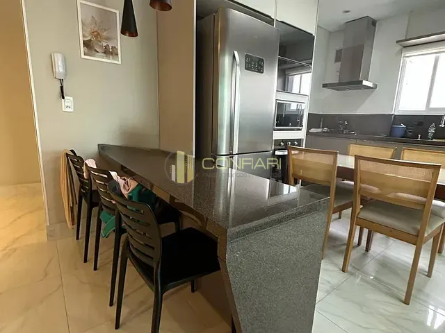 Apartamento 3 quartos e 4 banheiros, à venda, no bairro Meia Praia em Itapema
