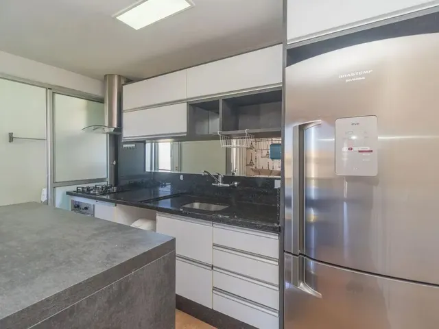 Apartamento 1 quarto e 1 banheiro, para alugar, no bairro São Francisco em Curitiba