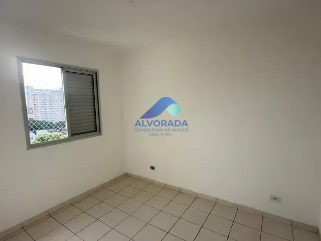 Apartamento 2 quartos e 1 banheiro, para alugar, no bairro Parque Industrial em São José dos Campos