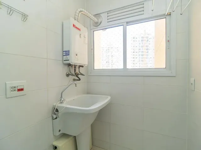Apartamento 2 quartos e 2 banheiros, para alugar, no bairro Mossunguê em Curitiba