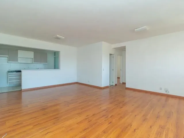 Apartamento 2 quartos e 2 banheiros, para alugar, no bairro Mossunguê em Curitiba